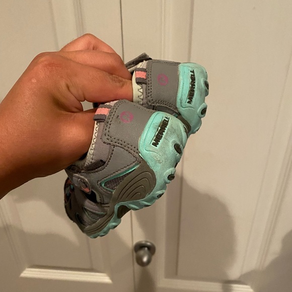EUC girls merrell sandals - Picture 3 of 5